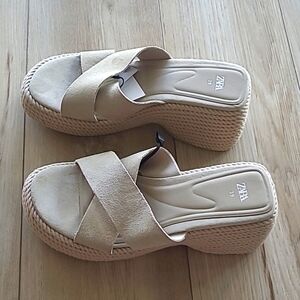 Zara rope wrapped crisscross platform sandals Size 8.5 Or 39